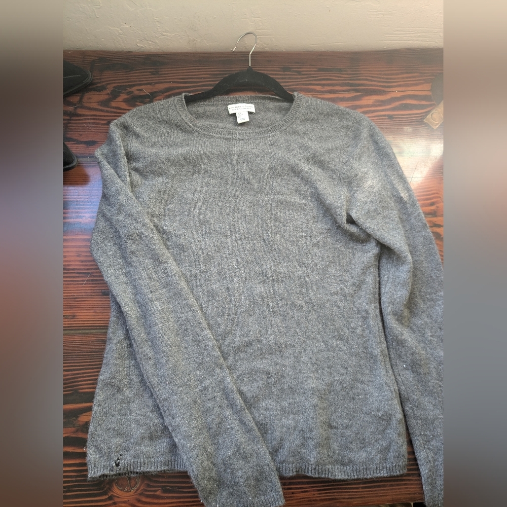 Adrienne Vittadini 100% 2-Ply Cashmere Sweater – Gray, Size L